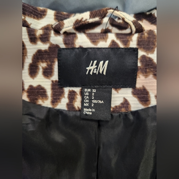 H & M LEOPARD PRINT COAT - Picture 7 of 9